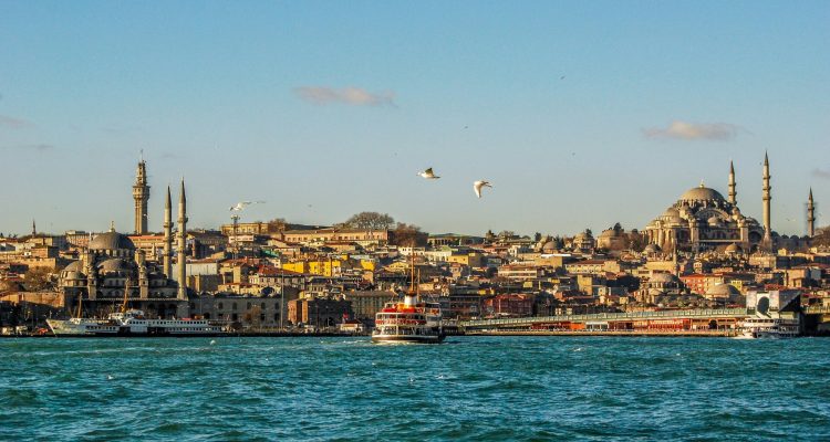 Fakta Unik Turki Kisah Istanbul, Sinterklas, dan Budaya Lokal