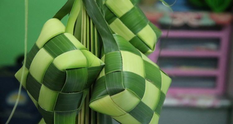 Ragam Hidangan Manis Lebaran dari Kue Lapis hingga Nastar