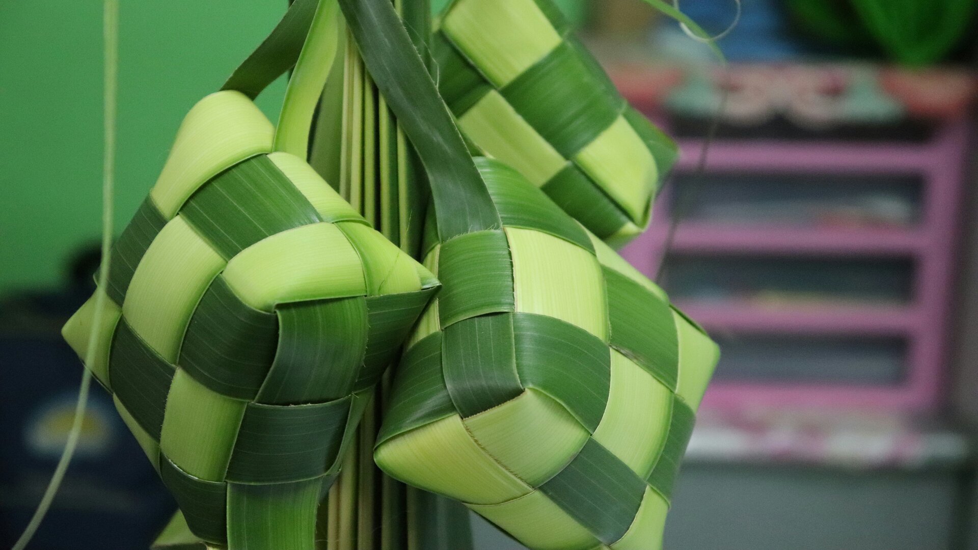 Ragam Hidangan Manis Lebaran dari Kue Lapis hingga Nastar