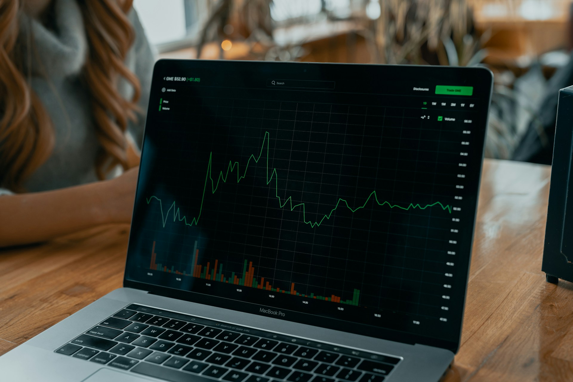 BI Rate Dipangkas Lagi, Saham Bank Jadi Incaran Investor