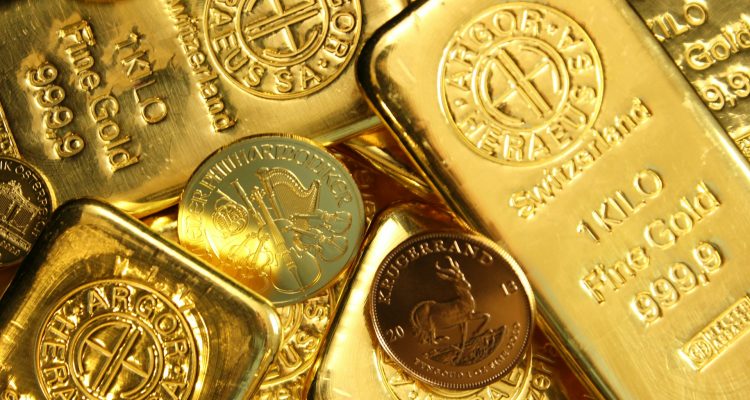 Harga Emas Naik Tipis, Waktunya Beli atau Tunggu Dulu