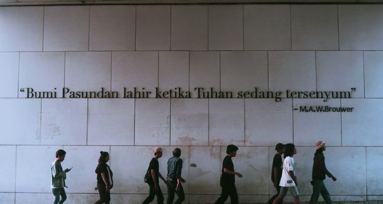 Kendaraan di Rumah Ridwan Kamil Disita KPK, Ada Apa