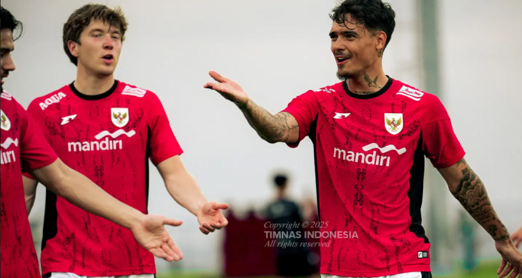 Shayne Pattynama Selangkah Lagi Gabung Buriram United atau Persib