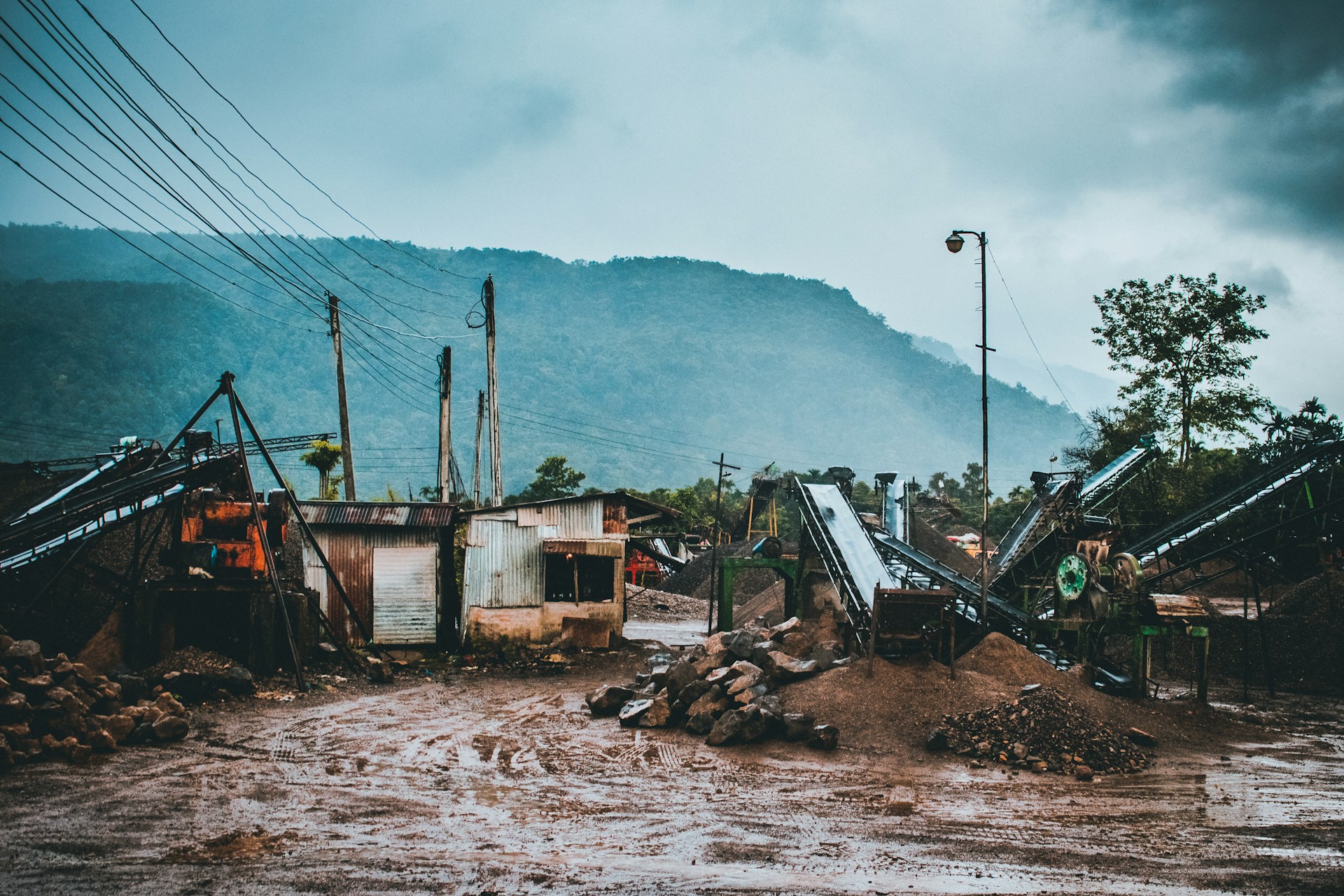 Banjir Bali 14 Korban Jiwa, Ratusan Warga Mengungsi
