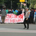 Kompol Kosmas Dipecat Imbas Kasus Ojol Dilindas Rantis Brimob