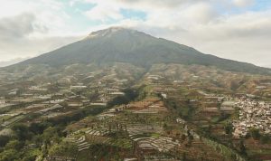 Letusan Dahsyat Gunung Lewotobi Guncang Flores Timur