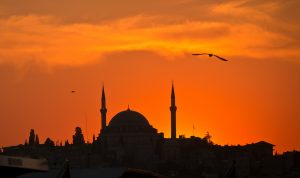 Malam Lailatul Qadar 2026 Tanggal Berapa Ini Jawabannya