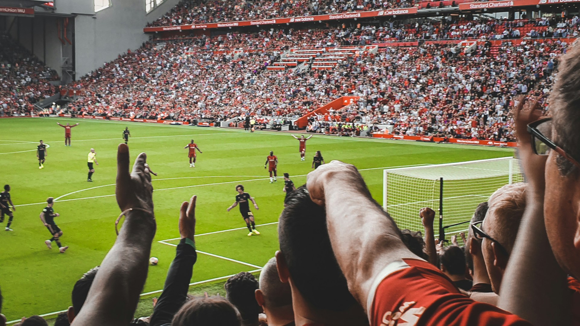 Liverpool vs PSG Si Merah Dipermalukan 0-2!