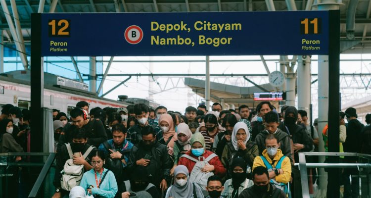 Menteri PPPA Usul Gerbong Wanita Dipindah, Ini Alasannya!